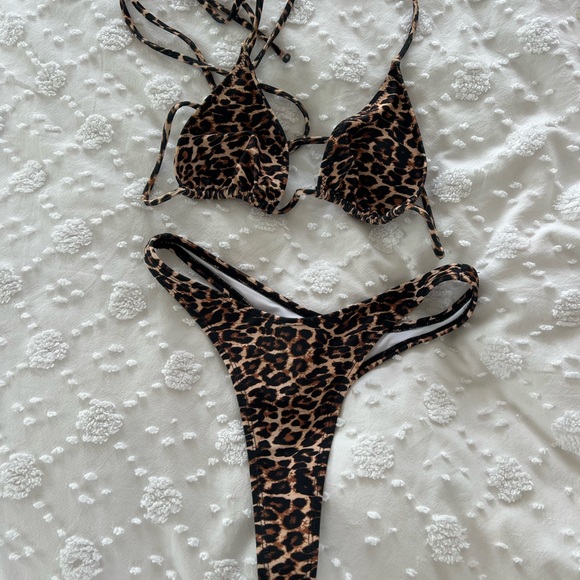 Loleia Leopard Print Set - Picture 3 of 5